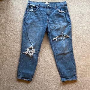 Abercrombie & Fitch Distressed High Rise Mom Jean